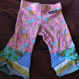 Ruffle capri pants